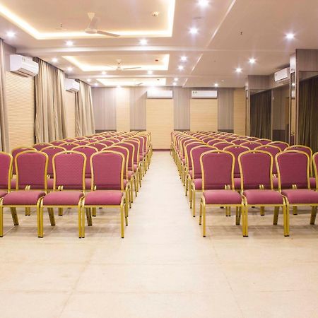 Daksh The Madhuvan Suites Dwarka Exterior photo